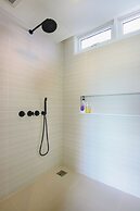 Hua Hin Luxury Beachfront Condo By Mon