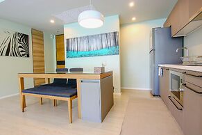Hua Hin Luxury Beachfront Condo By Mon