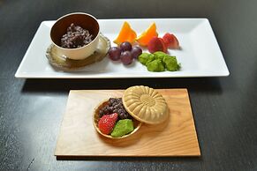 Rembrandt Style Tokyo Nishikasai Grande