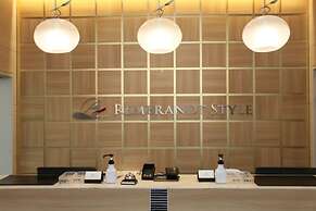 Rembrandt Style Tokyo Nishikasai Grande