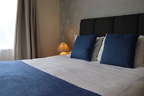 Orange Grove Hotel & Gardens