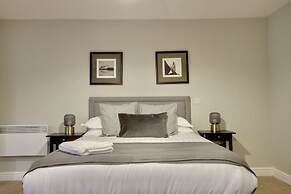 Orange Grove Hotel & Gardens