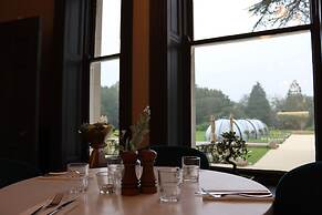 Orange Grove Hotel & Gardens