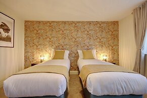 Orange Grove Hotel & Gardens