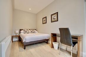 Orange Grove Hotel & Gardens