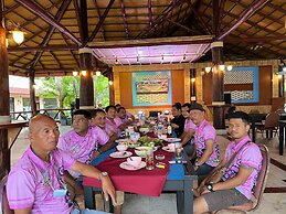 Diamond Beach Resort