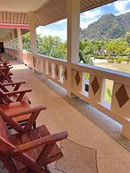 Diamond Beach Resort