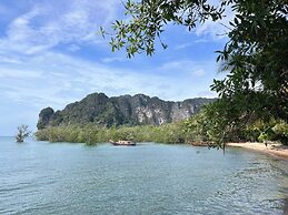 Diamond Beach Resort