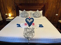 Diamond Beach Resort