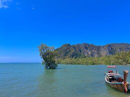 Diamond Beach Resort