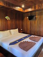 Diamond Beach Resort