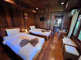 Diamond Beach Resort