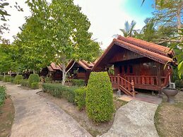 Diamond Beach Resort