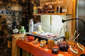 Cerdeira - Home for Creativity