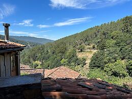 Cerdeira - Home for Creativity