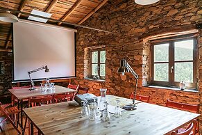 Cerdeira - Home for Creativity