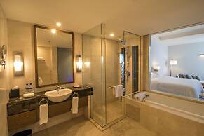 Four Points by Sheraton Manado