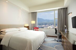 Four Points by Sheraton Manado