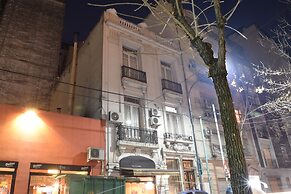 Voyage Recoleta Hostel