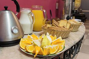 Voyage Recoleta Hostel