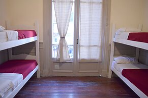 Voyage Recoleta Hostel