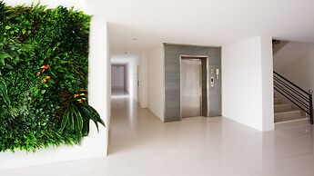 B2 Korat Boutique & Budget Hotel