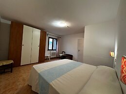 Montiruju Hotel