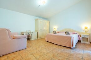 Montiruju Hotel