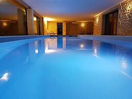 Le Petit Paradis