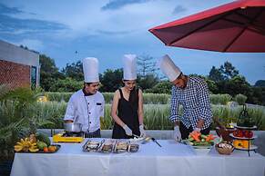 Solitaire Kamreuk Resort