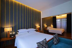 Solitaire Kamreuk Resort