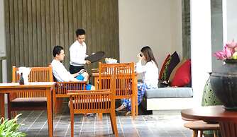 Solitaire Kamreuk Resort