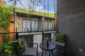 Solitaire Kamreuk Resort