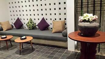 Solitaire Kamreuk Resort