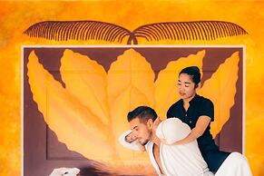 Solitaire Kamreuk Resort