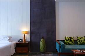 Solitaire Kamreuk Resort