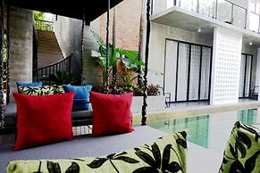 Solitaire Kamreuk Resort