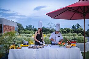 Solitaire Kamreuk Resort