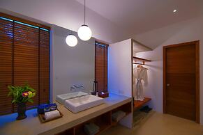 Solitaire Kamreuk Resort