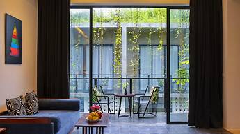 Solitaire Kamreuk Resort