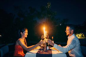 Solitaire Kamreuk Resort