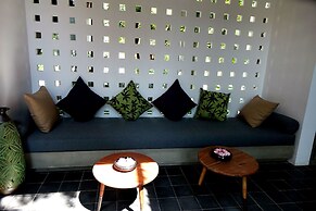 Solitaire Kamreuk Resort