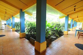 Las Lajas Beach Resort