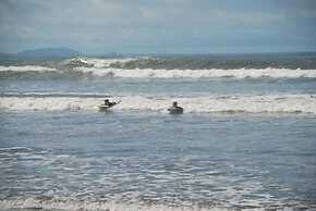 Las Lajas Beach Resort