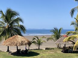 Las Lajas Beach Resort