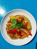 Las Lajas Beach Resort