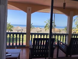 Las Lajas Beach Resort