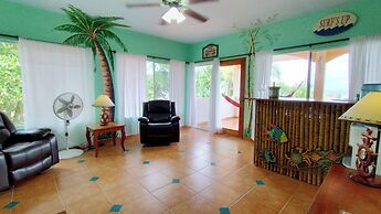 Las Lajas Beach Resort