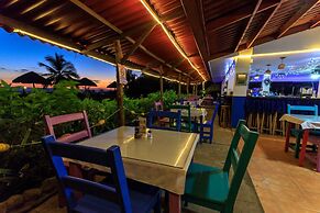 Las Lajas Beach Resort