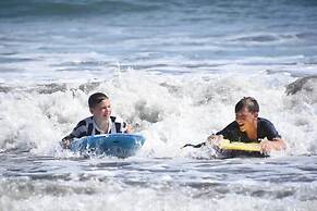 Las Lajas Beach Resort